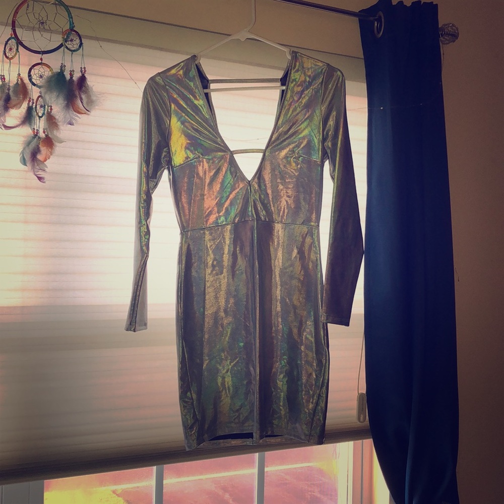 Holographic dress